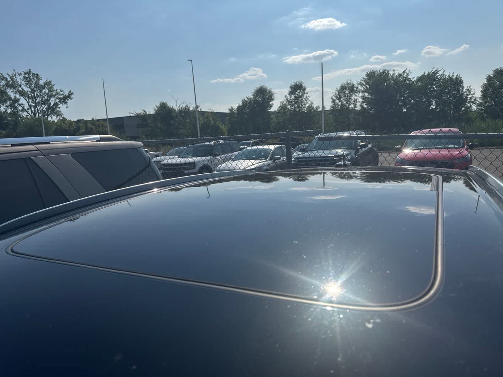 Used 2019 Audi Q8 Prestige AWD/4WD image 29