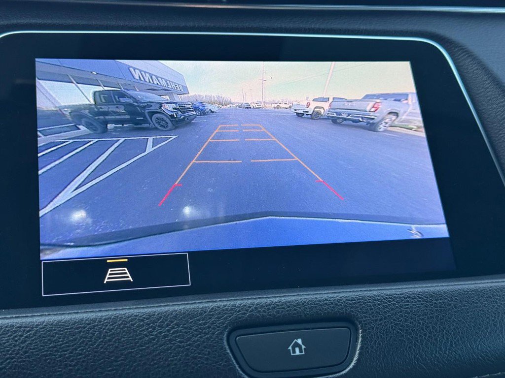 Used 2023 Cadillac XT4 Premium Luxury AWD/4WD image 23