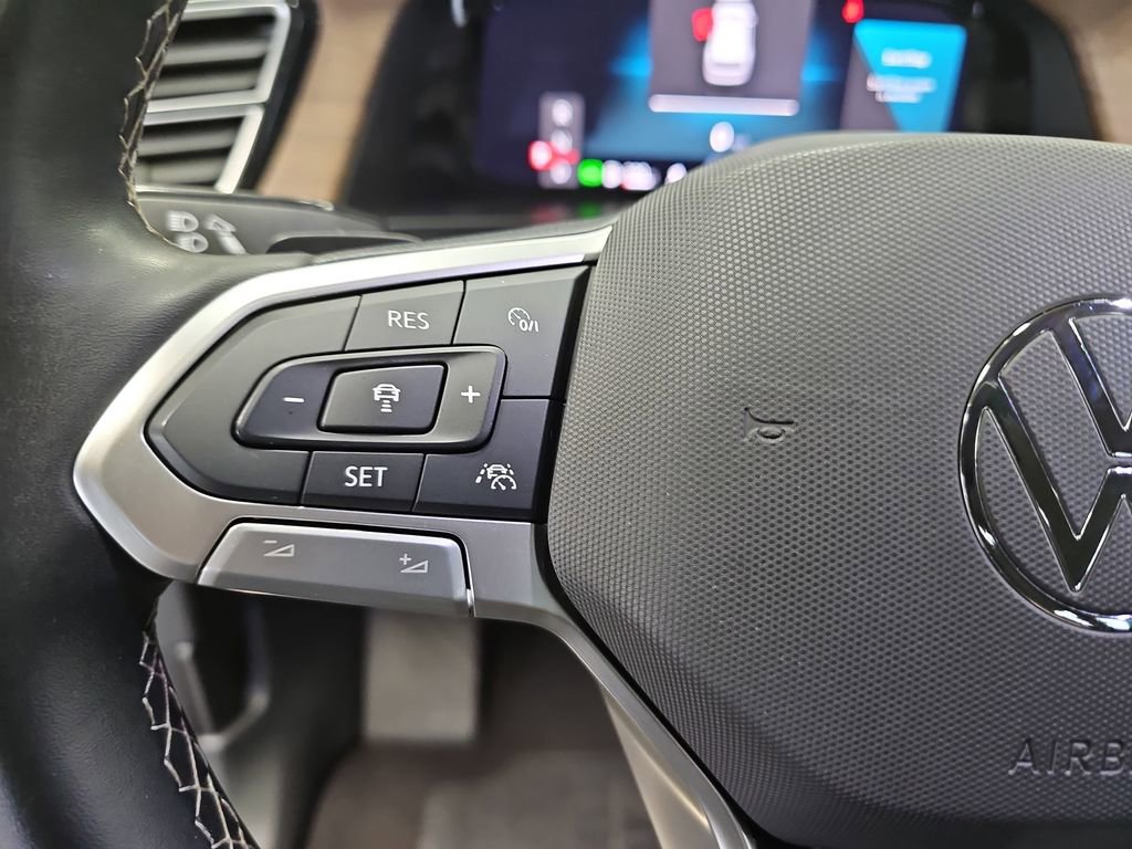 Used 2024 Volkswagen Atlas SE FWD image 17