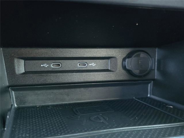 Used 2023 Volkswagen Tiguan SE R-Line image 20