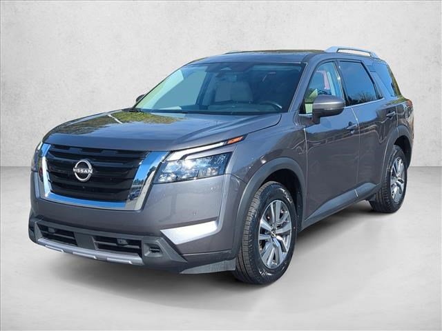 Used 2025 Nissan Pathfinder SL video 1