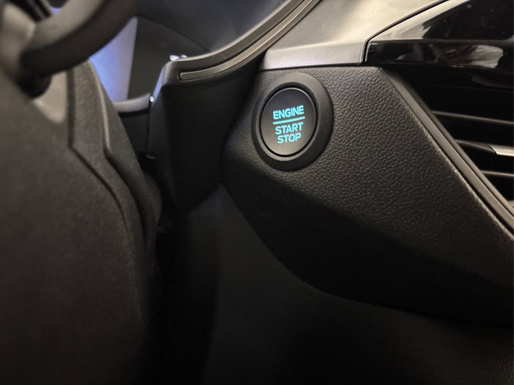 Used 2025 Ford Escape Active image 31