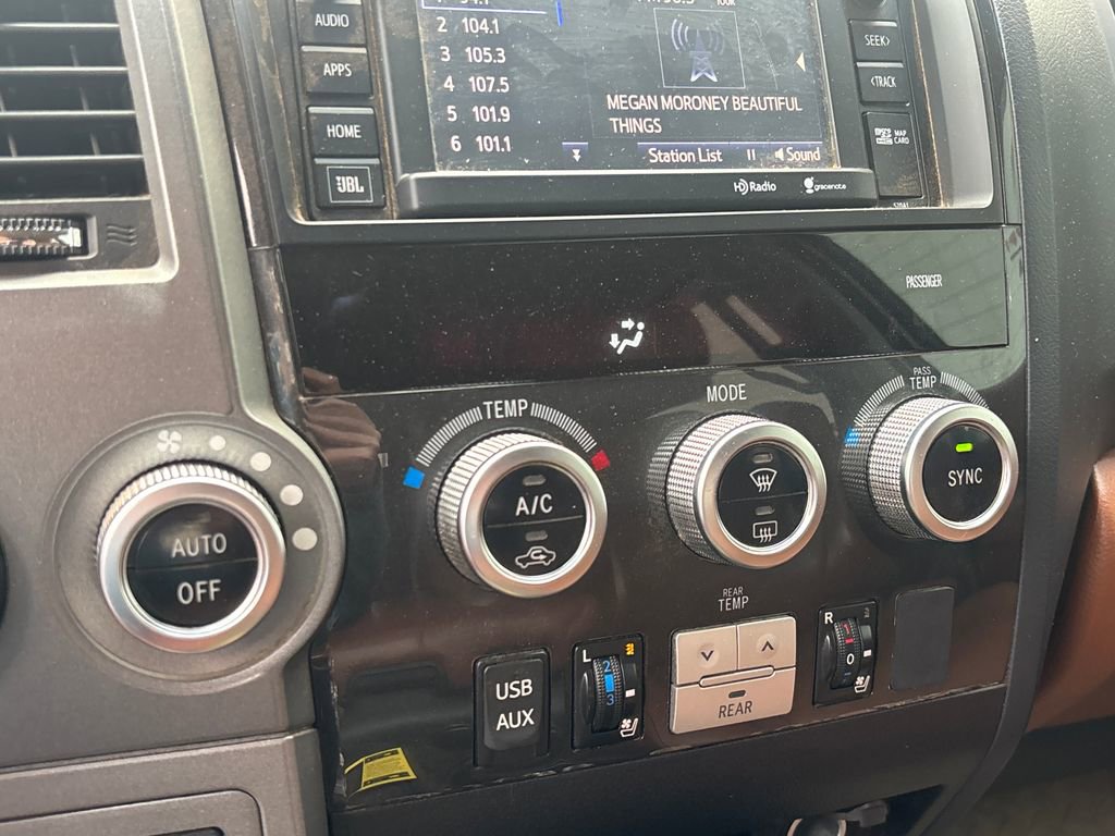 Used 2014 Toyota Sequoia Platinum RWD image 11