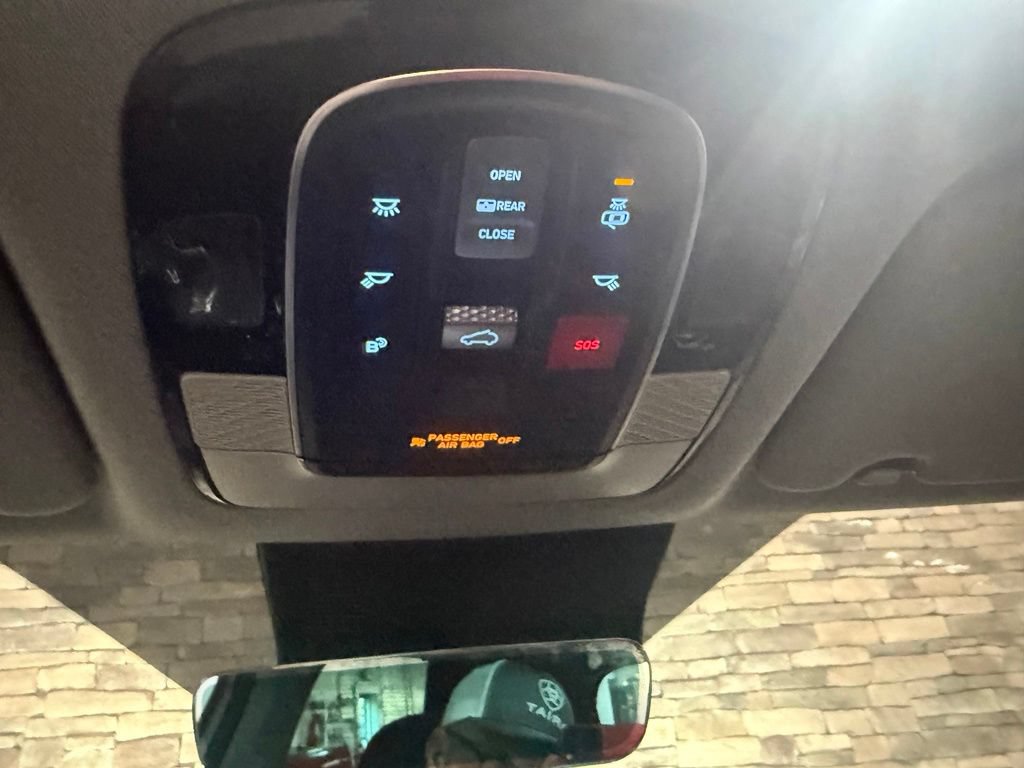 Used 2024 Hyundai Palisade Limited AWD/4WD image 30