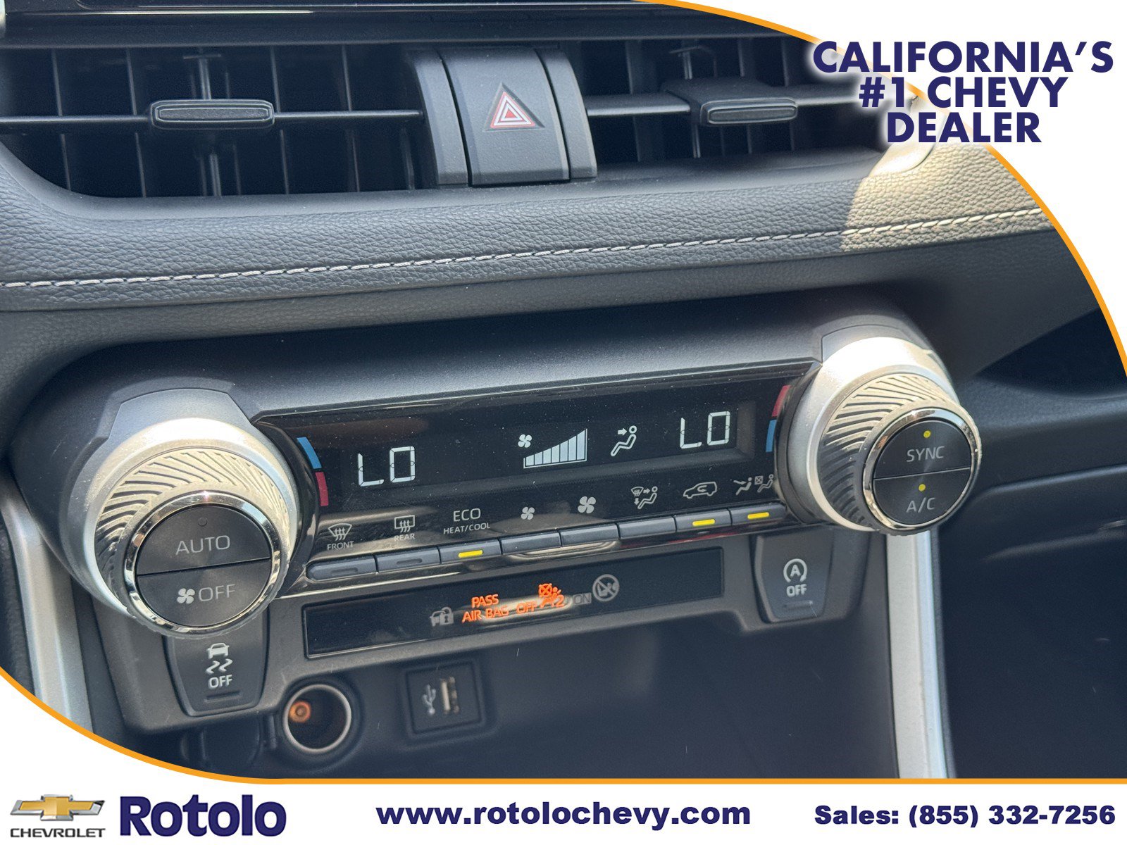 Used 2024 Toyota RAV4 XLE FWD image 20