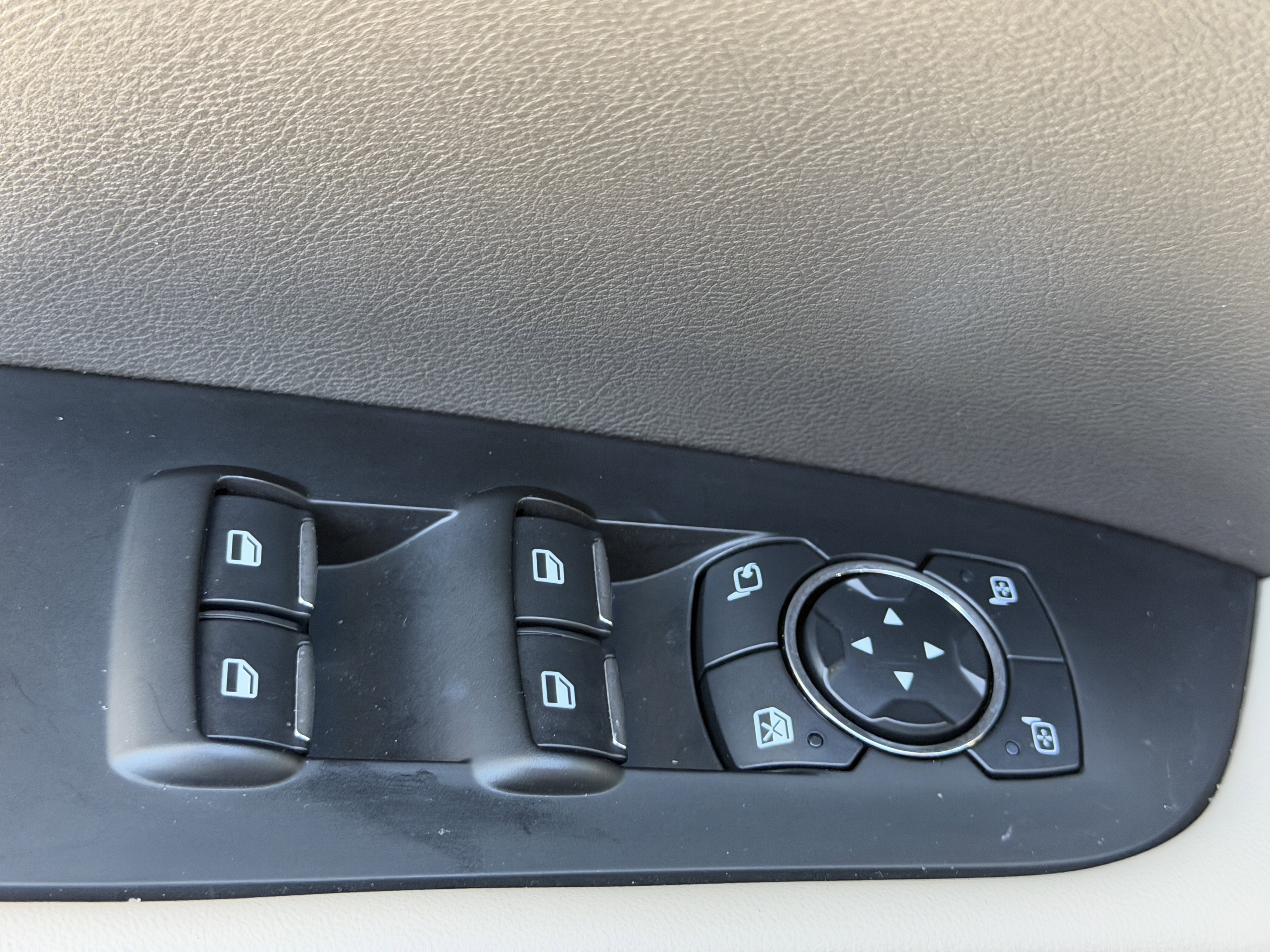 Used 2021 Lincoln Nautilus Reserve w/ Equipment Group 201A image 18