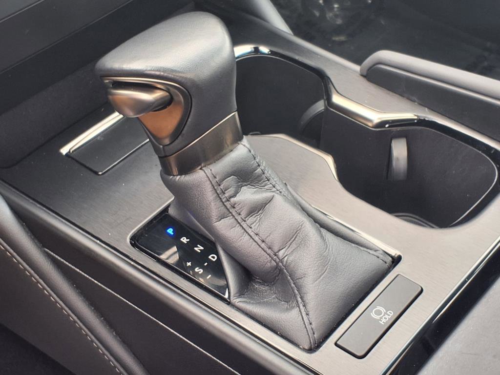 Used 2023 Lexus ES 350 w/ Accessory Package (Z2) image 20