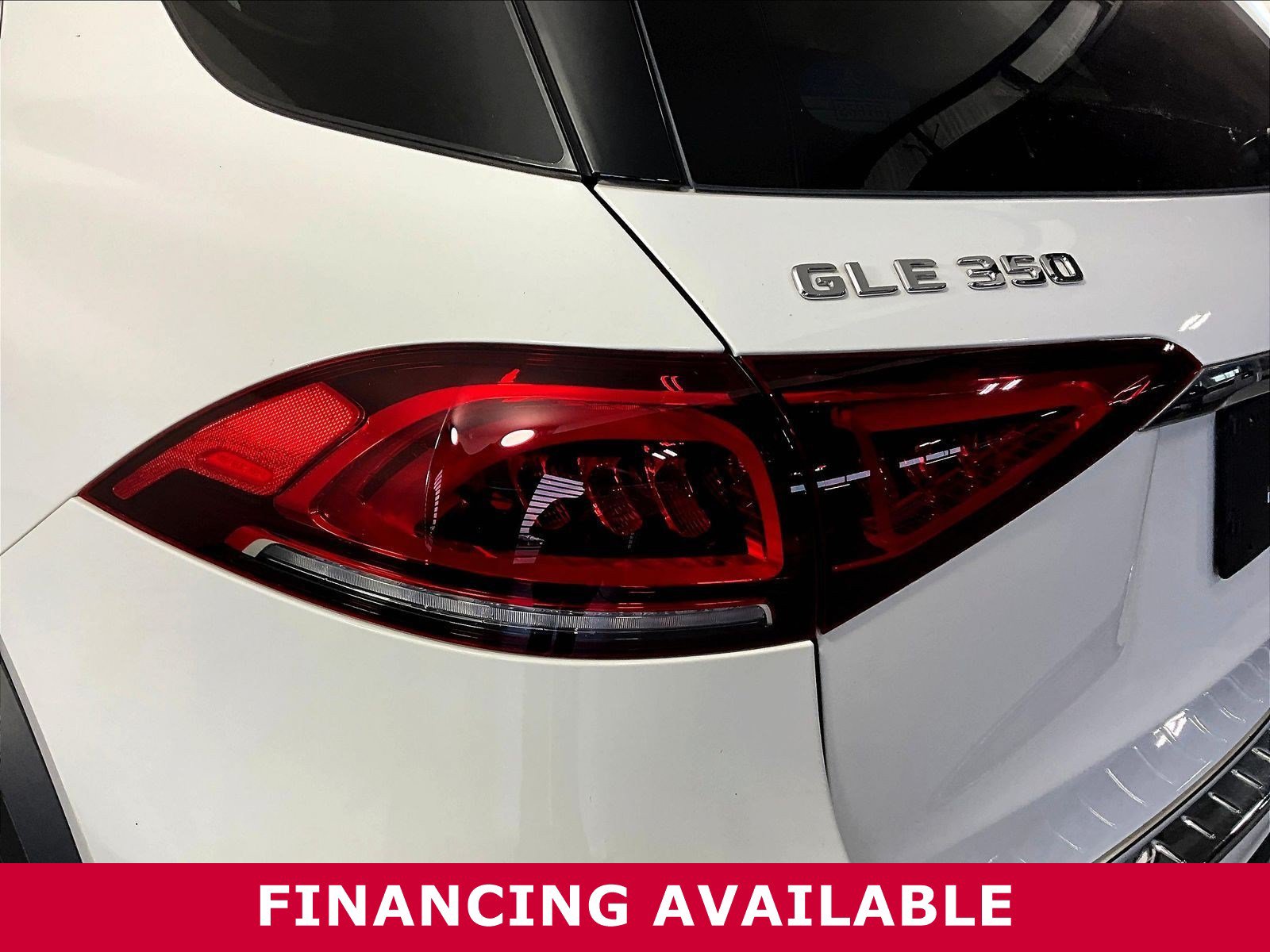 Used 2021 Mercedes-Benz GLE 350 4MATIC image 23