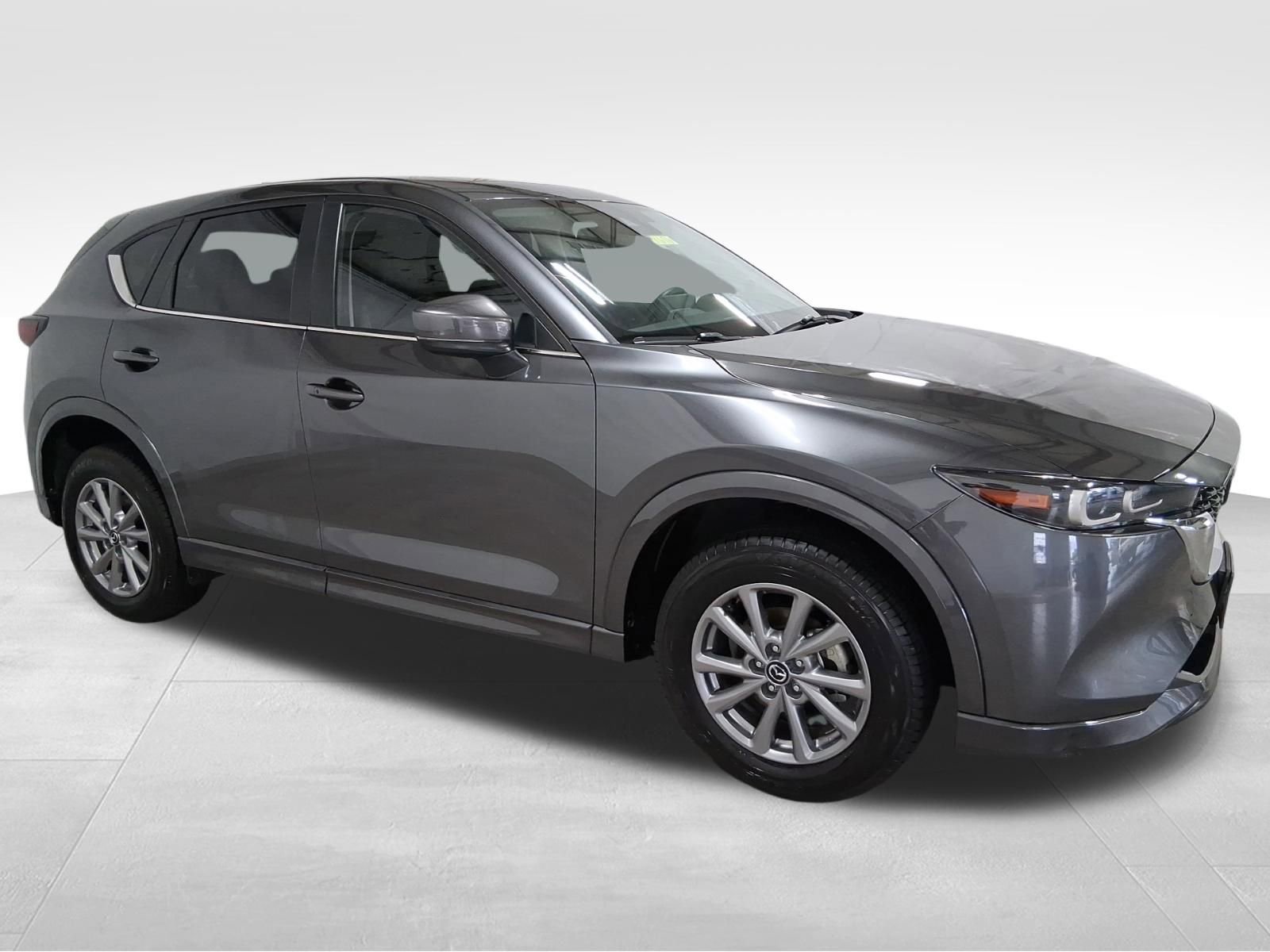 Used 2024 MAZDA CX-5 AWD 2.5 S w/ Preferred Package image 3