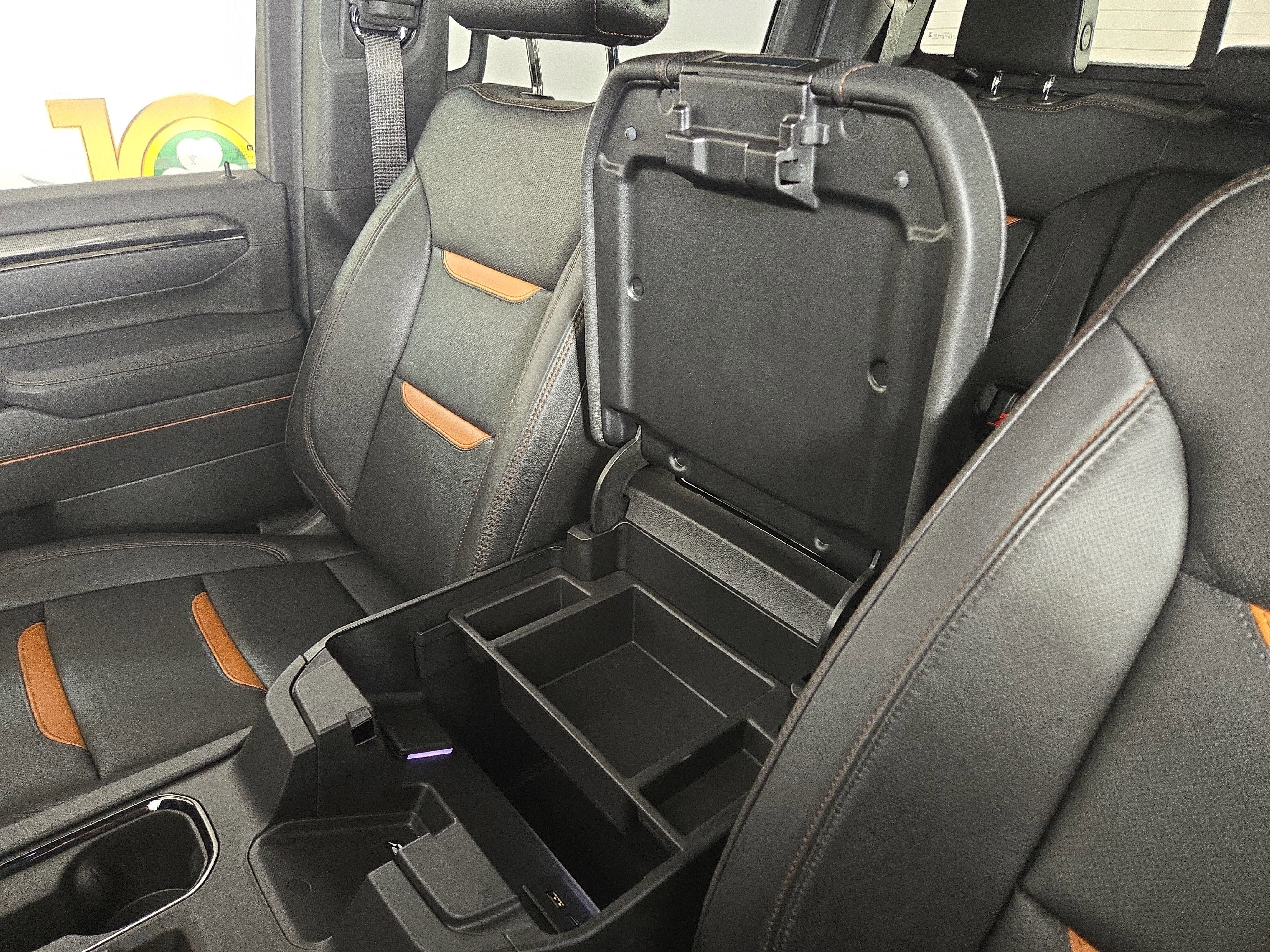 Certified 2025 GMC Sierra 2500 AT4 w/ Technology Package image 27