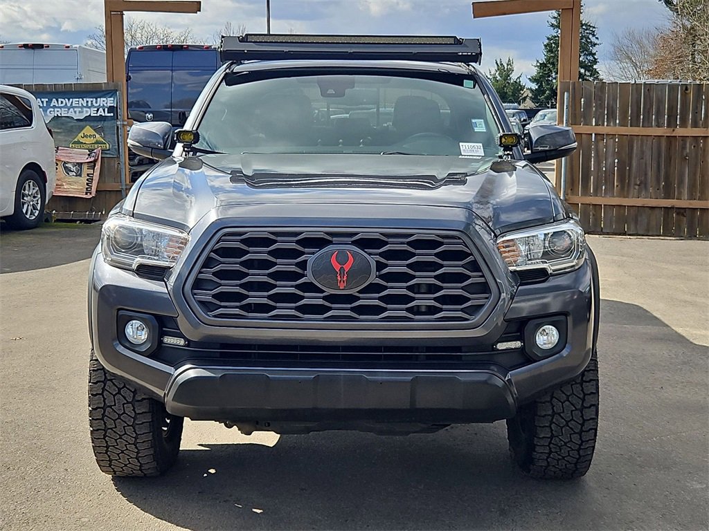 Used 2021 Toyota Tacoma TRD Off-Road image 2