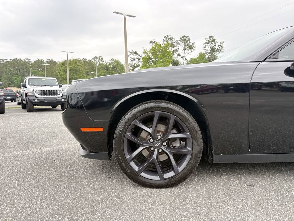 Used 2021 Dodge Challenger SXT w/ Blacktop Package RWD image 11