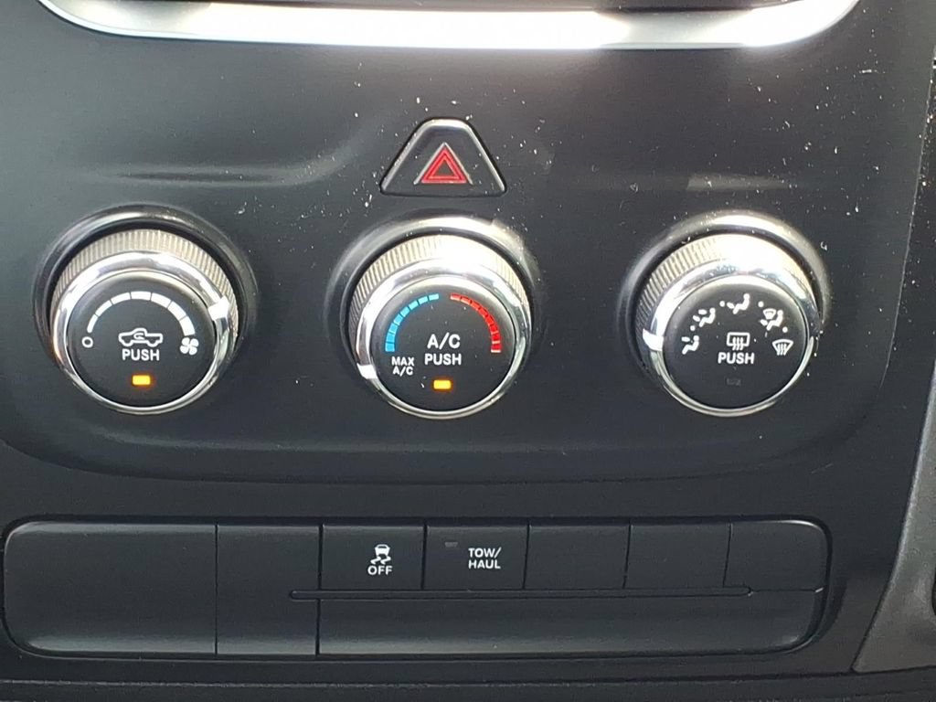Used 2019 RAM 1500 Express w/ Express Value Package AWD/4WD image 7
