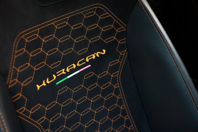 Used 2019 Lamborghini Huracan LP 580-2 RWD image 29