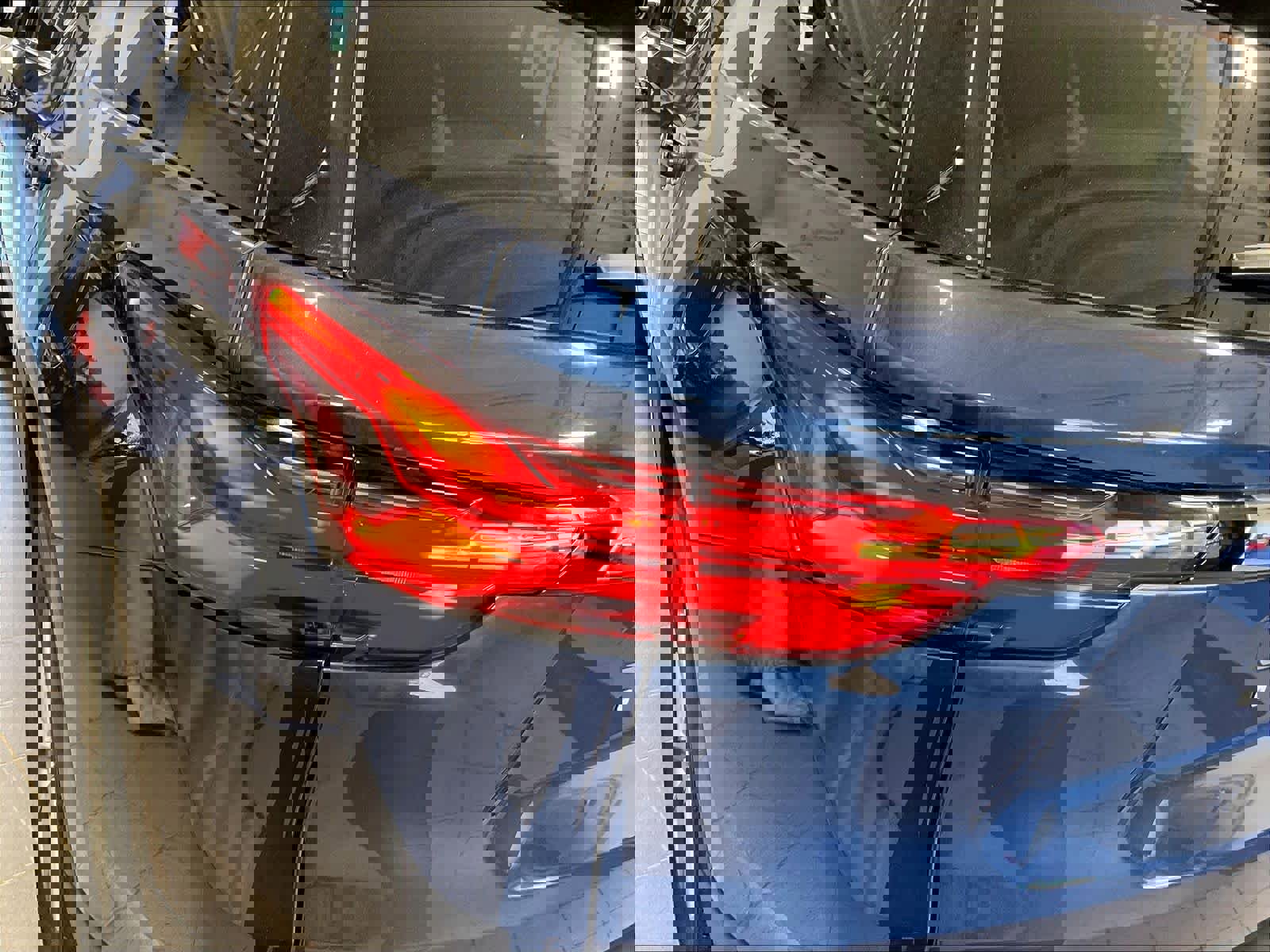 Used 2023 Chevrolet Traverse LT w/ LPO, Floor Liner Package AWD/4WD image 33