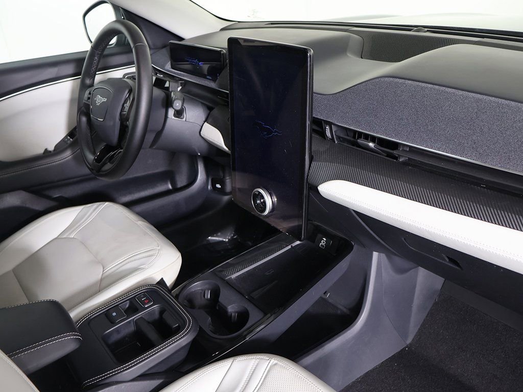 Used 2025 Ford Mustang Mach-E Premium image 26