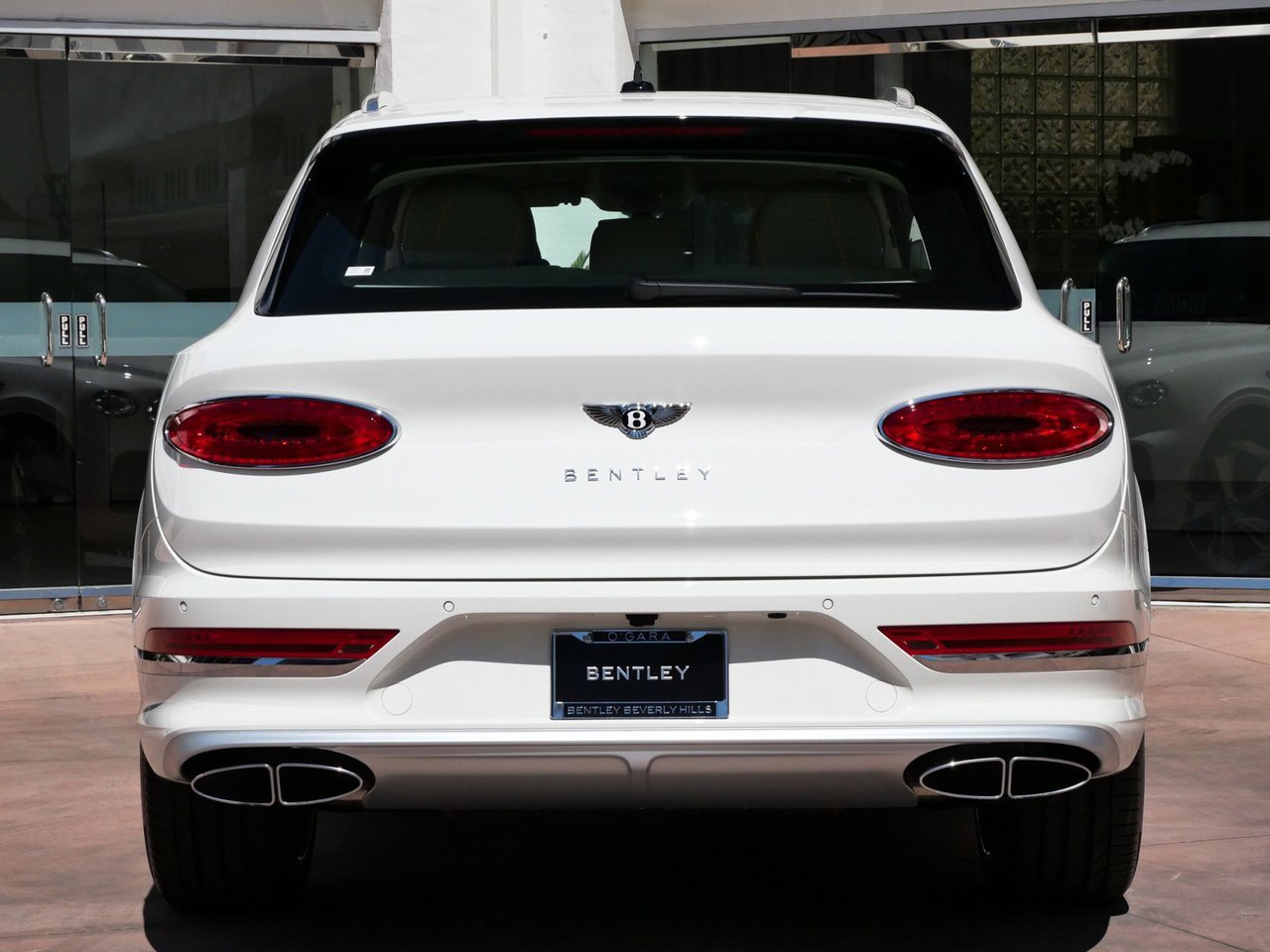 Used 2024 Bentley Bentayga Extended Wheelbase image 7