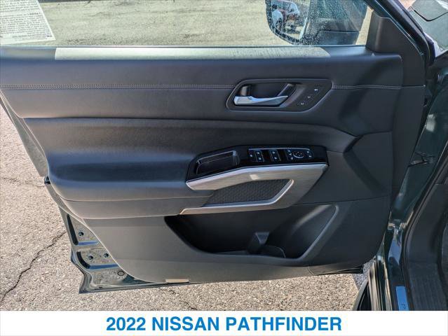 Used 2022 Nissan Pathfinder Platinum w/ Cargo Package FWD image 12