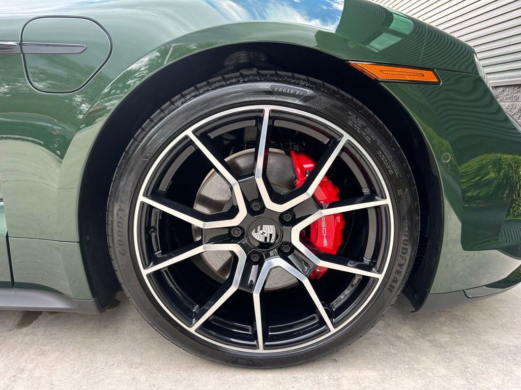 Used 2025 Porsche Taycan 4S image 41