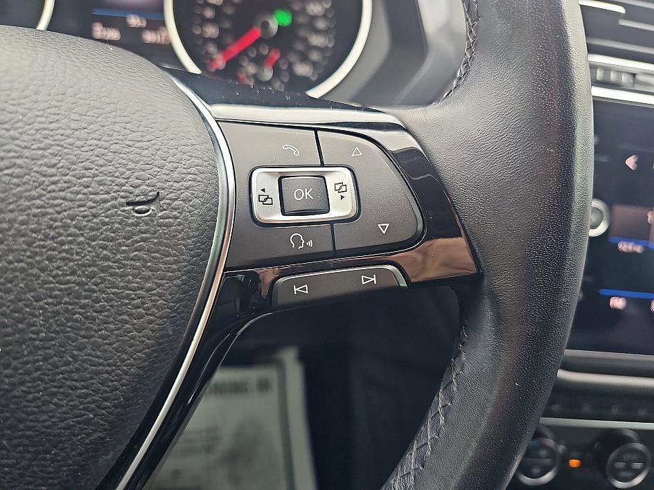 Used 2018 Volkswagen Tiguan SE image 21