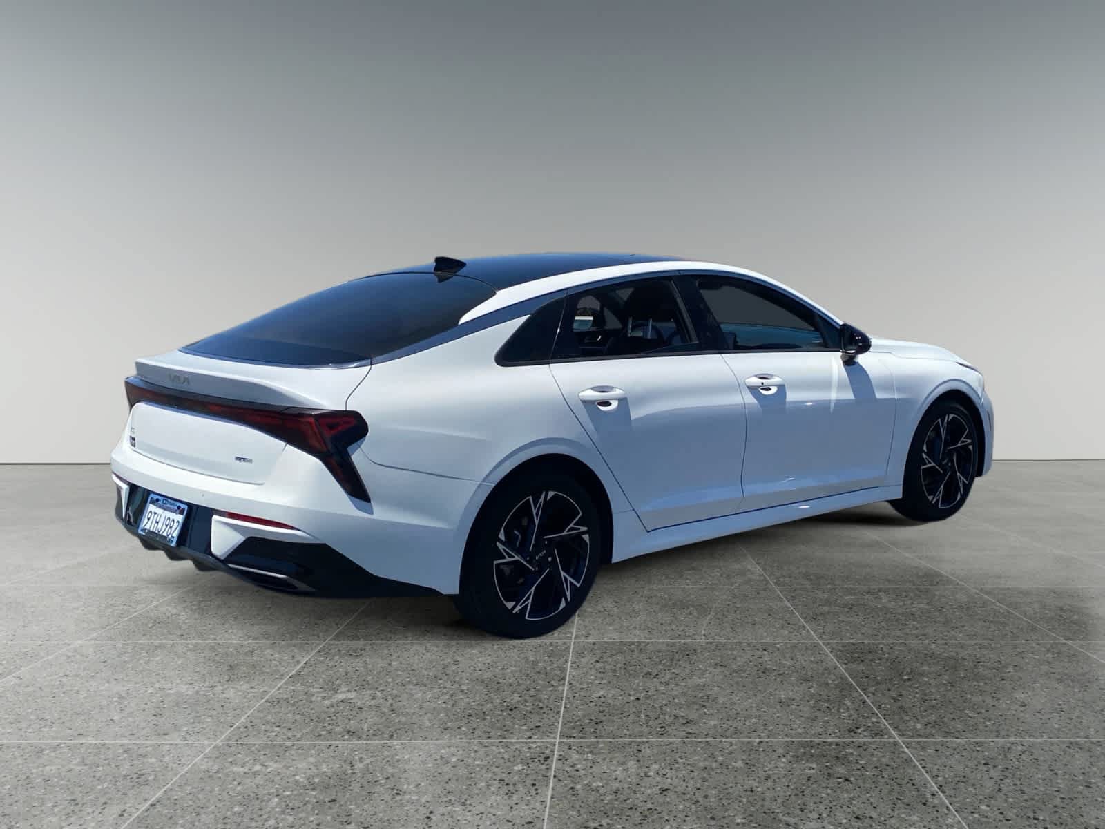 Used 2025 Kia K5 GT-Line w/ GT-Line Premium Package FWD image 5