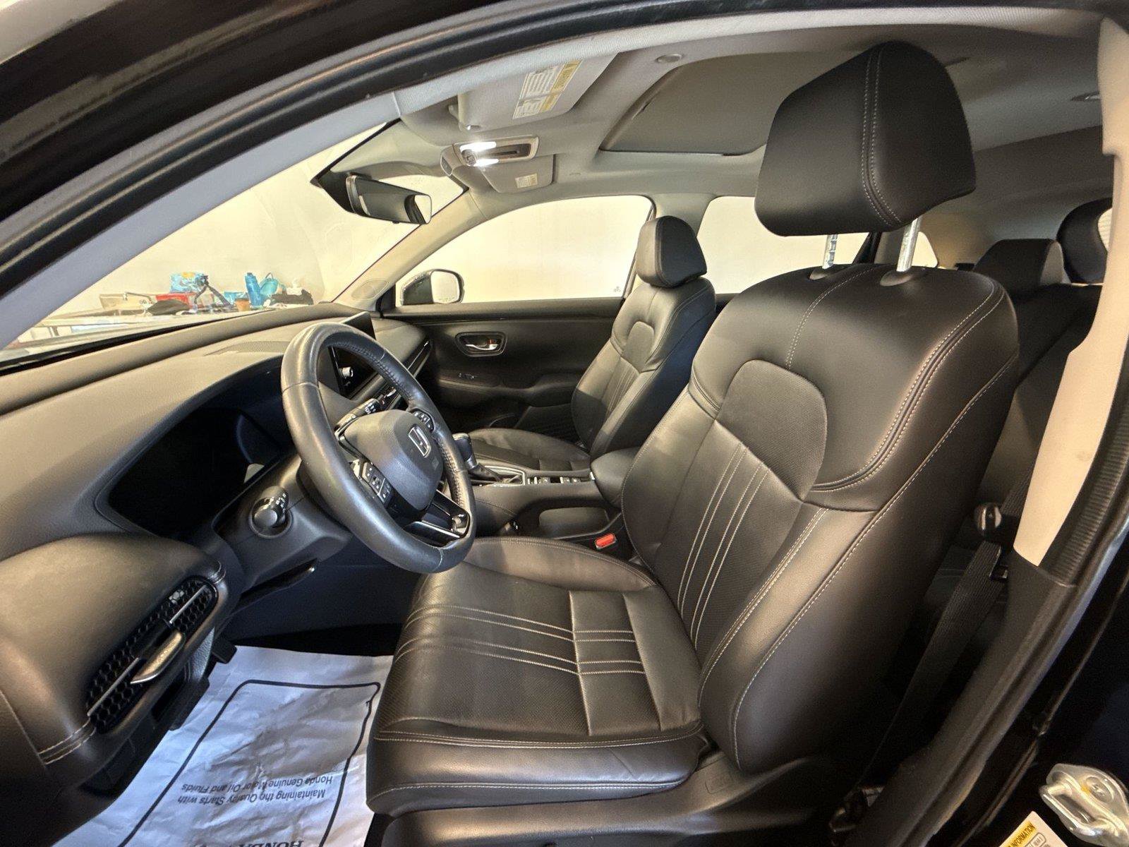 Used 2024 Honda HR-V EX-L image 13