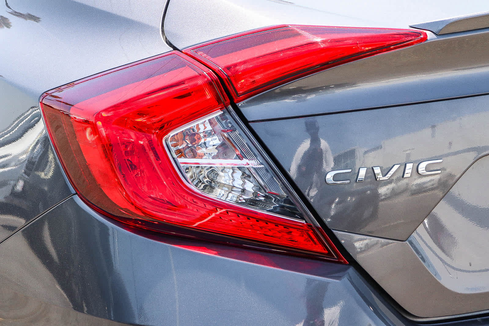 Used 2019 Honda Civic EX-L image 11