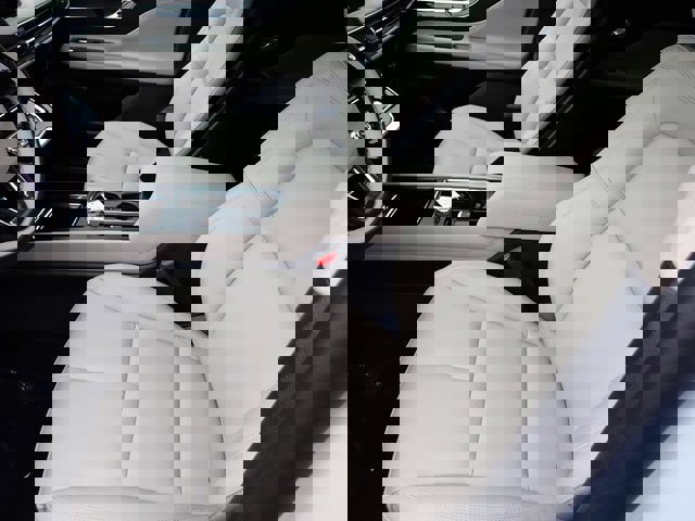 New 2026 Lincoln Corsair Premiere image 15