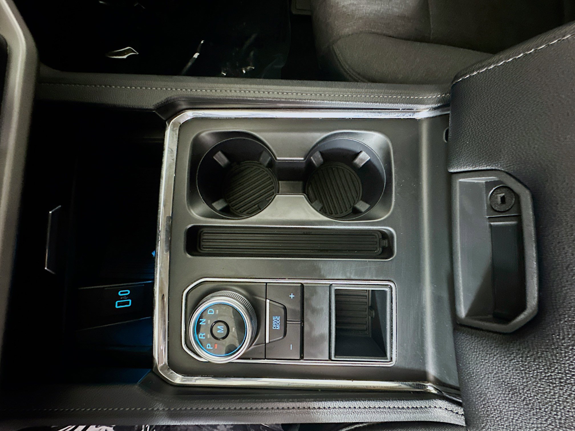 Used 2024 Ford Expedition Max XLT image 22