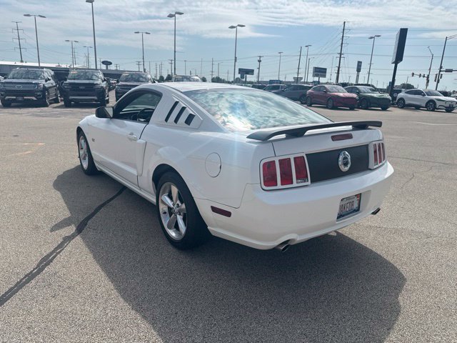 Used 2008 Ford Mustang GT Premium RWD image 3