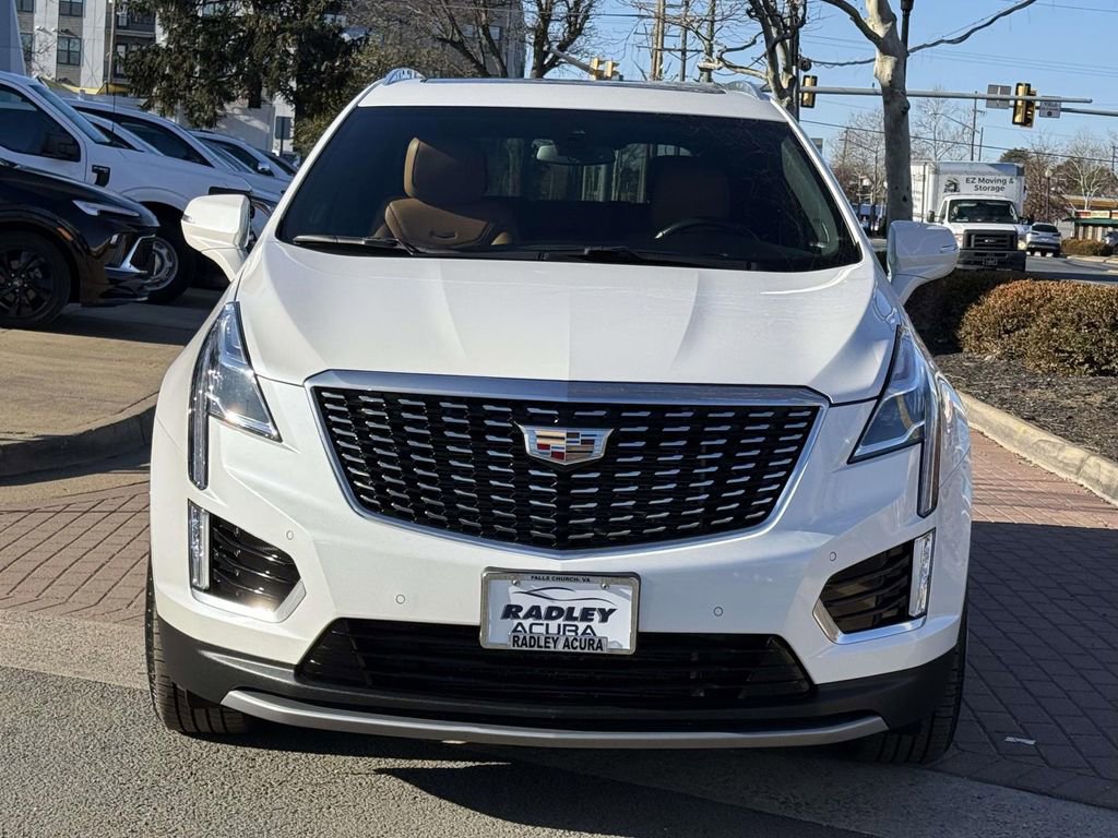 Used 2021 Cadillac XT5 Premium Luxury image 2
