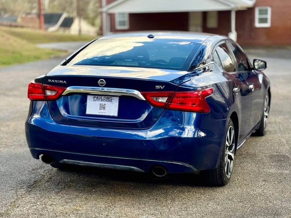 Used 2017 Nissan Maxima 3.5 SV image 2