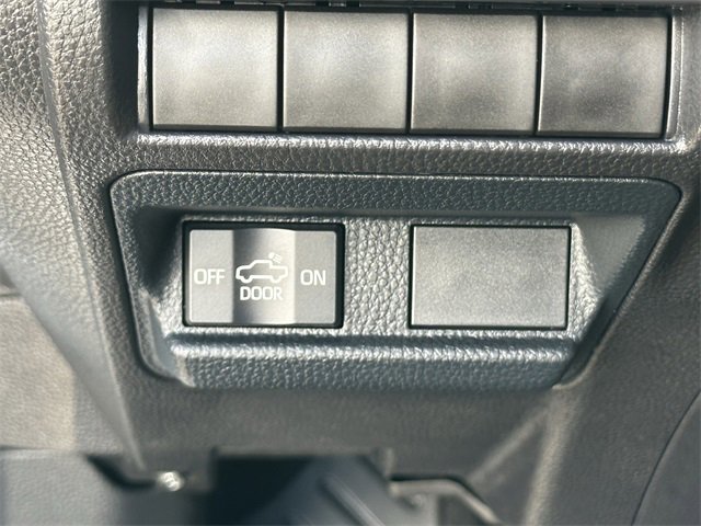 Used 2025 Toyota Tacoma SR5 image 19