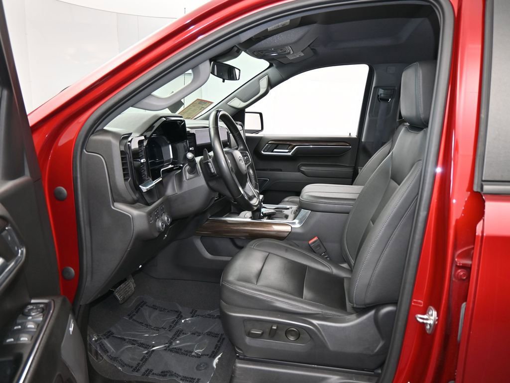 Used 2023 Chevrolet Silverado 1500 LT Trail Boss w/ LT Trail Boss Premium Package image 11