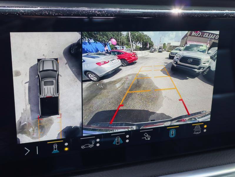 Used 2023 GMC Sierra 1500 Denali w/ Technology Package AWD/4WD image 19