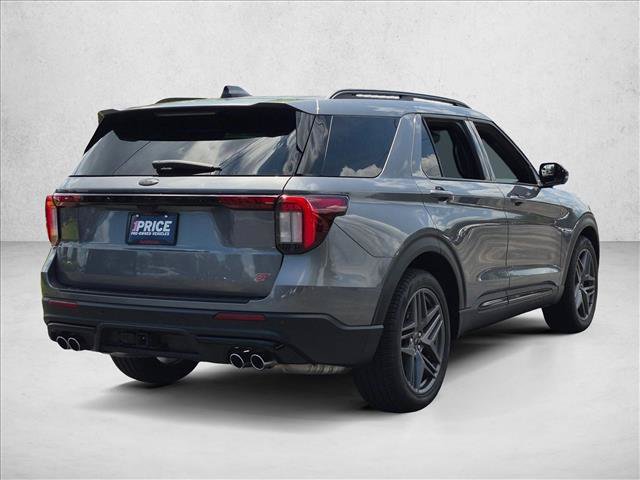 Used 2025 Ford Explorer ST AWD/4WD image 5