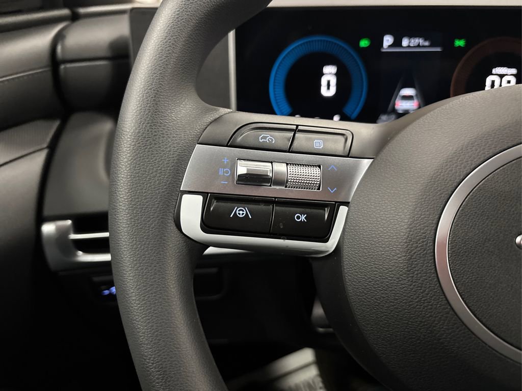 Used 2025 Hyundai Santa Cruz SEL image 34