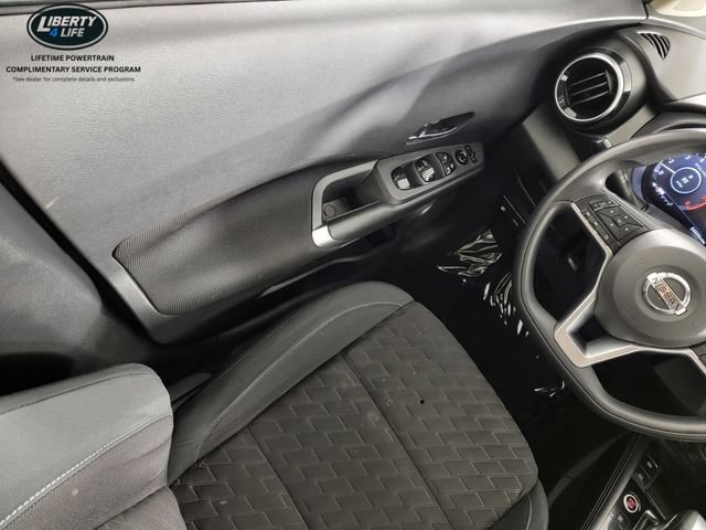 Used 2023 Nissan Kicks SV FWD image 30