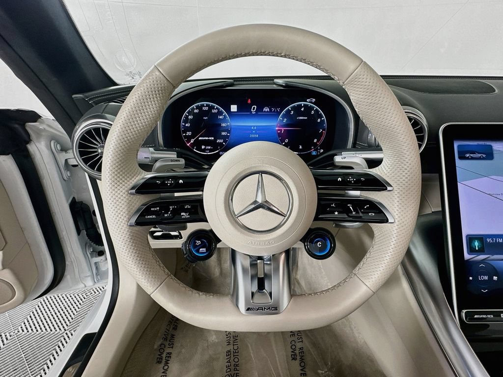 Used 2022 Mercedes-Benz SL 55 AMG 4MATIC image 11