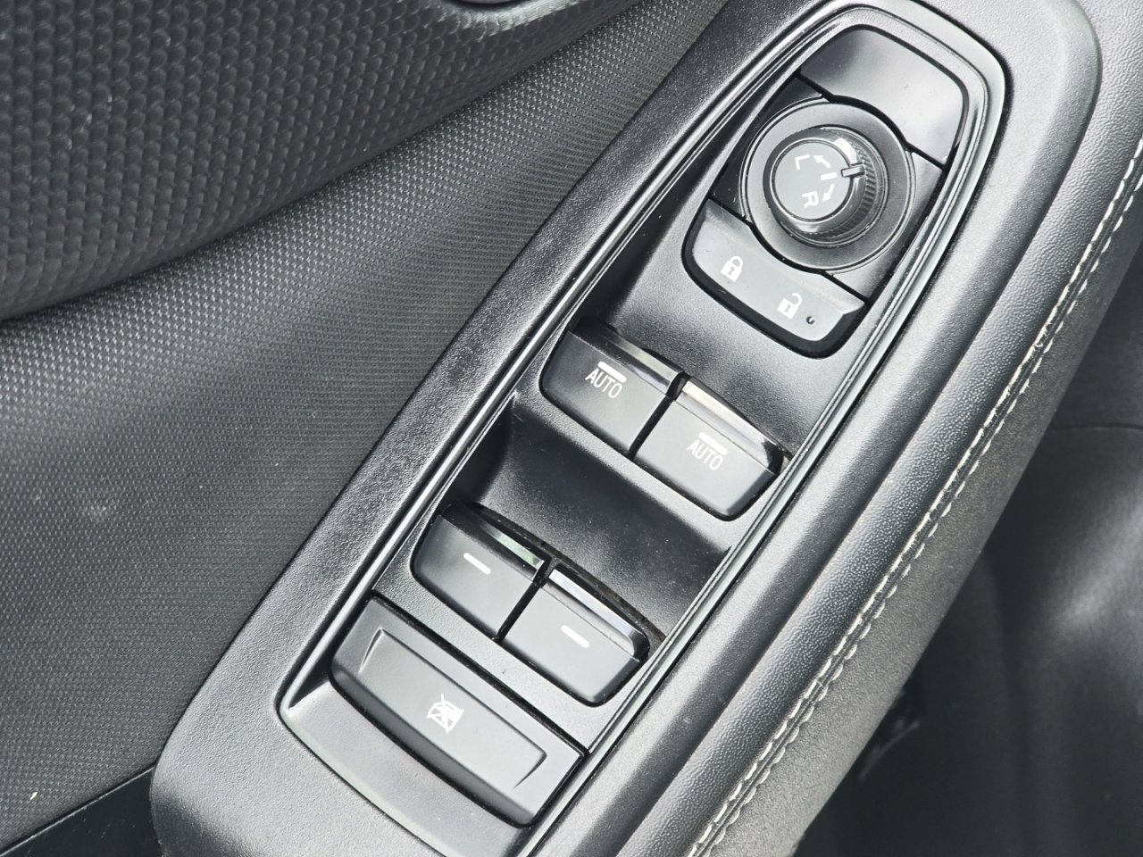 Used 2023 Subaru Forester Premium image 26