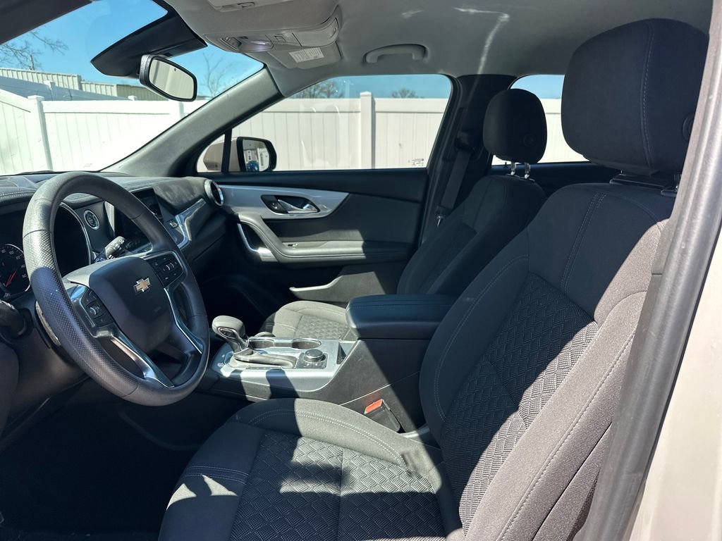 Used 2021 Chevrolet Blazer LT FWD image 38