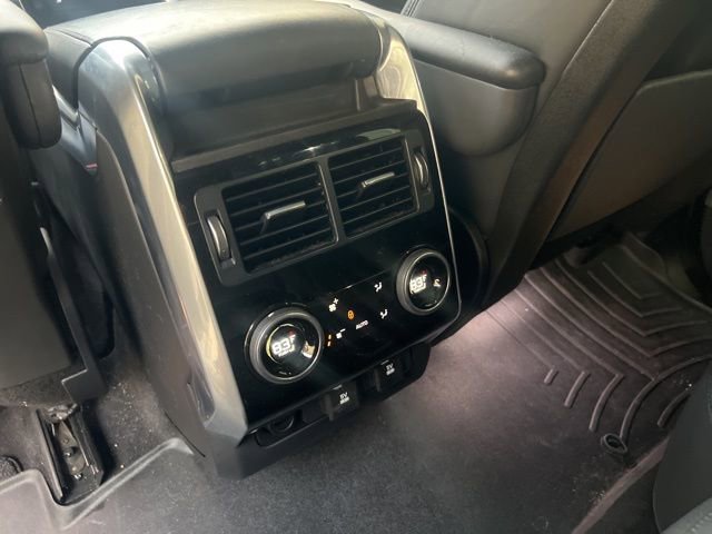 Used 2019 Land Rover Range Rover Sport HSE image 16