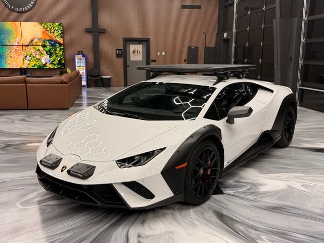 Used 2024 Lamborghini Huracan Sterrato AWD/4WD image 19