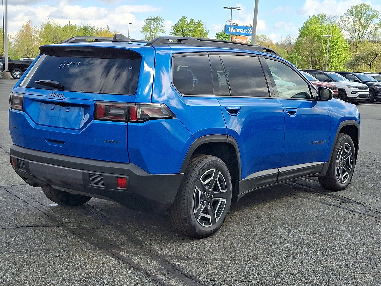 New 2026 Jeep Cherokee Laredo AWD/4WD image 4