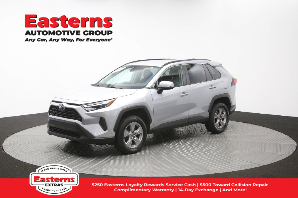 Used 2024 Toyota RAV4 XLE AWD/4WD image 55