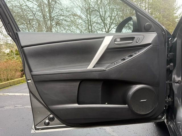 Used 2012 MAZDA MAZDA3 i Grand Touring w/ Tech Pkg image 19