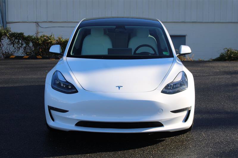 Used 2021 Tesla Model 3 Performance image 3