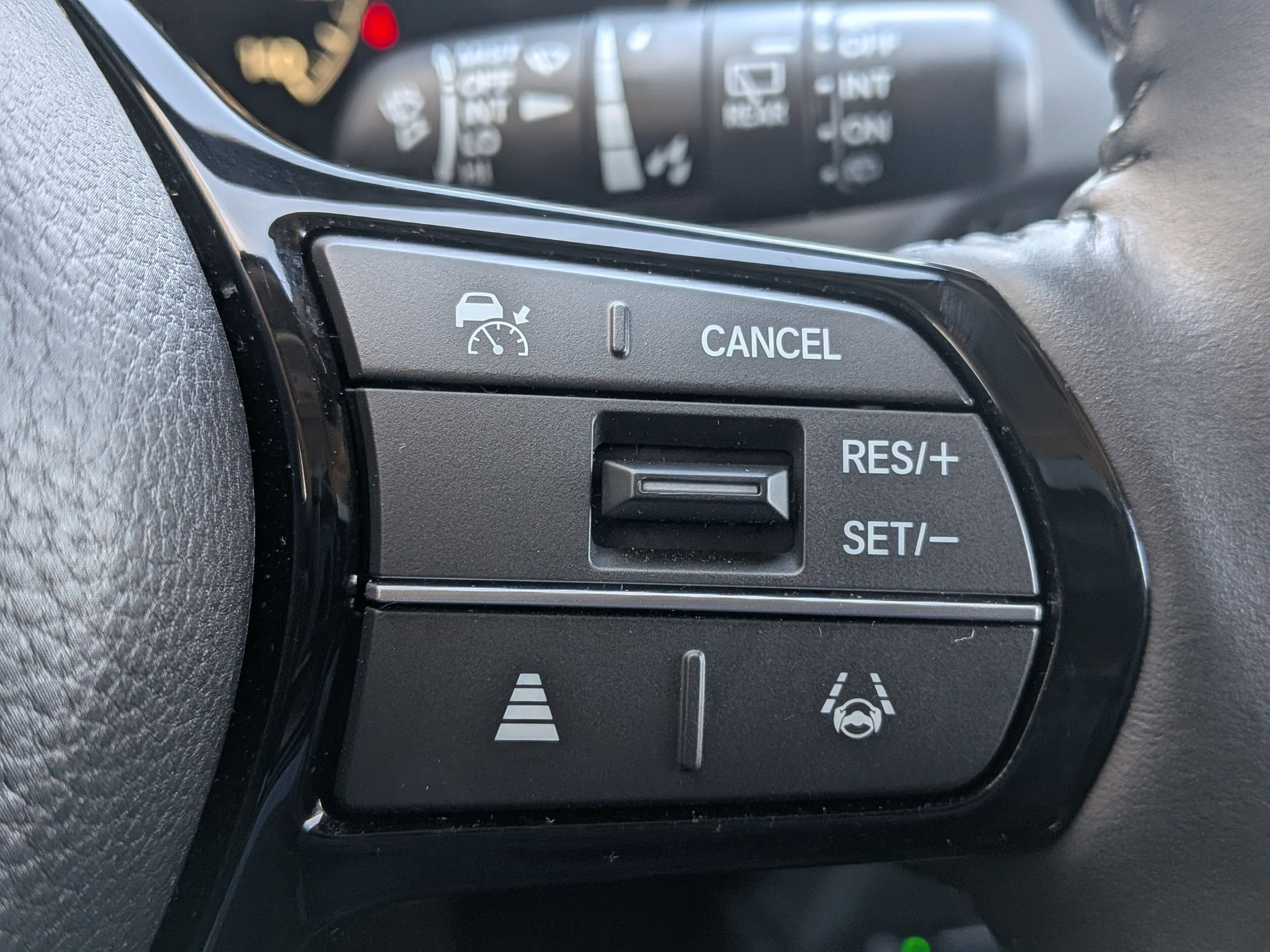 Used 2024 Honda HR-V EX-L image 15