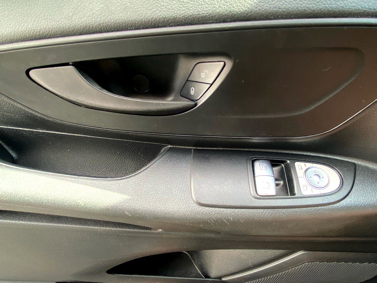 Used 2021 Mercedes-Benz Metris image 24