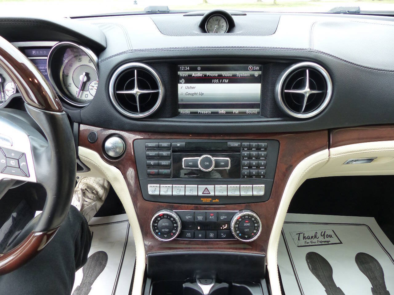 Used 2014 Mercedes-Benz SL 550 image 39